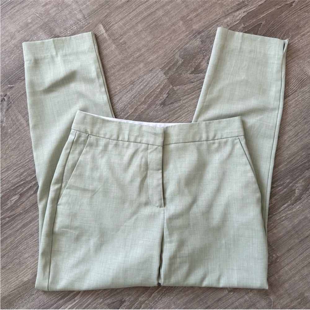 Zara Narrow Leg Trousers / Sage Green / Size 4